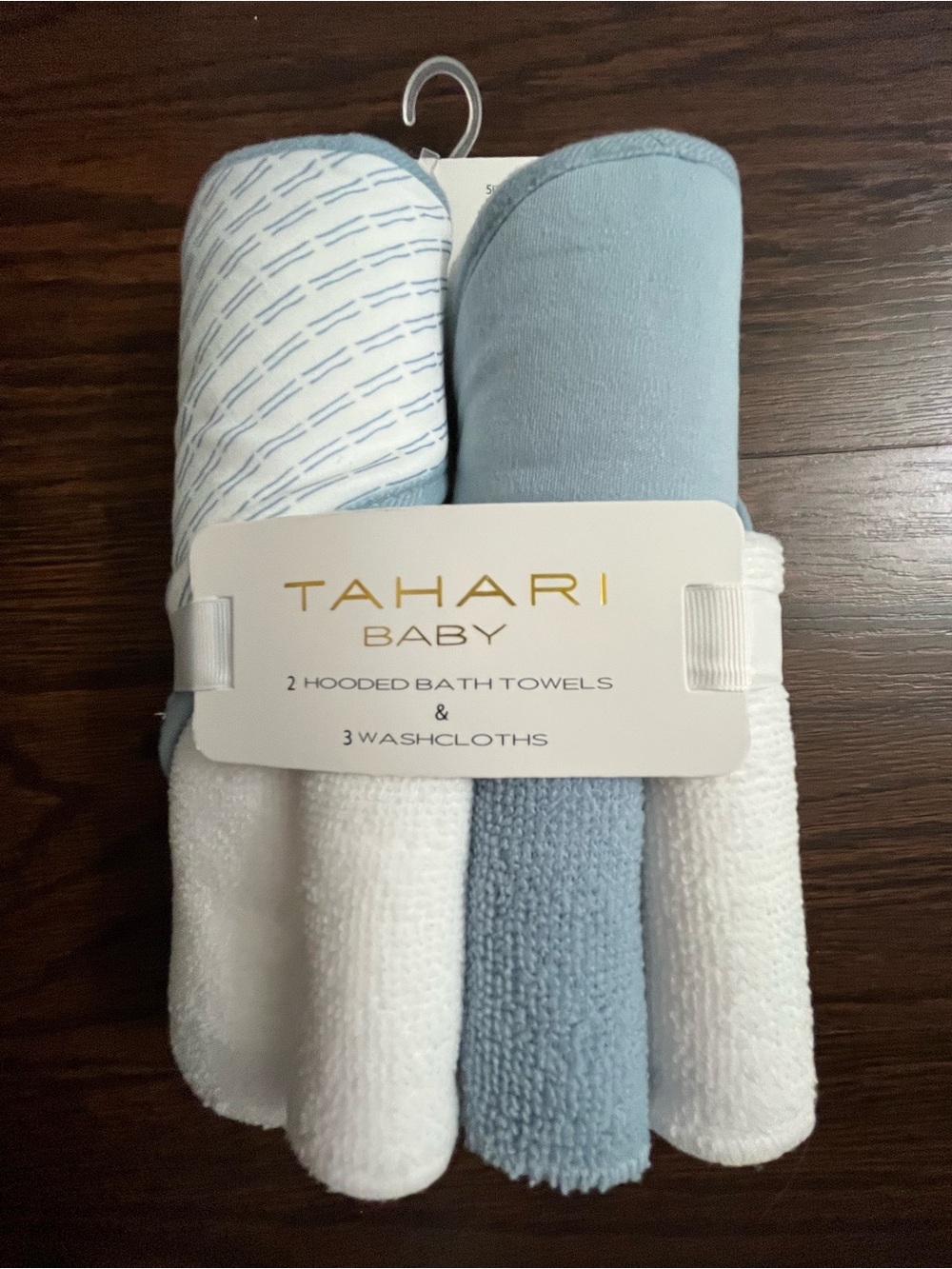Tahari White Baby Hooded Bath Towels & Washcloths Set